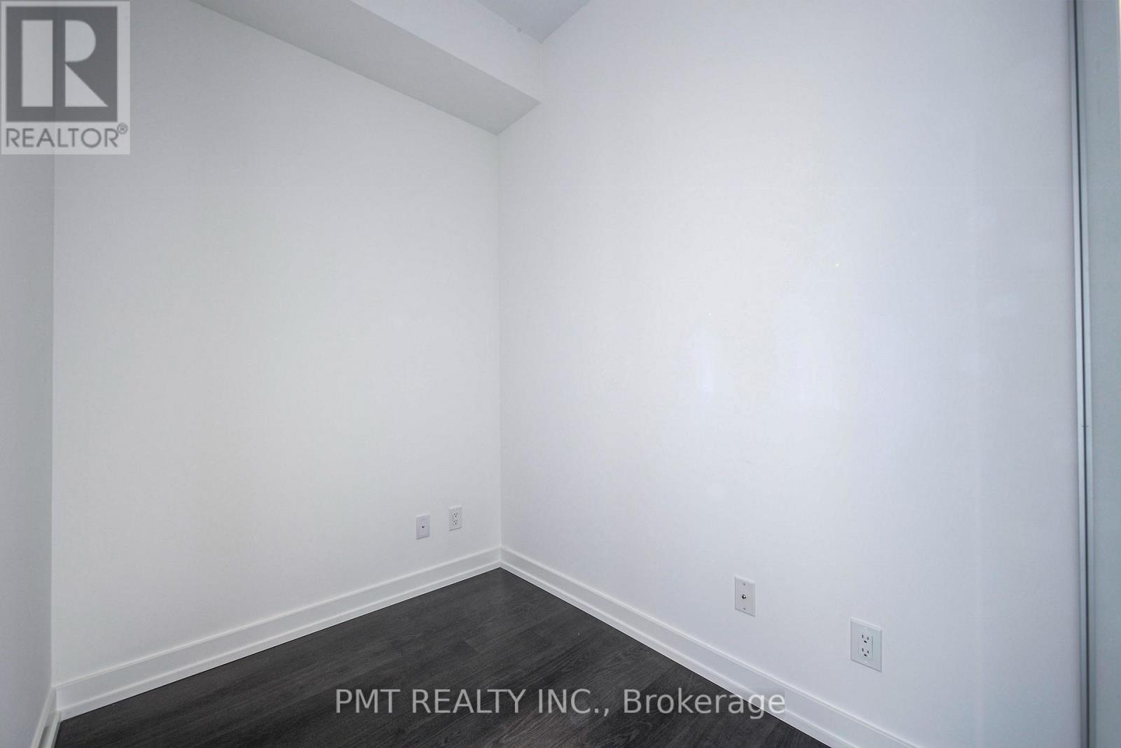 #710 19 WESTERN BATTERY ROAD - 24