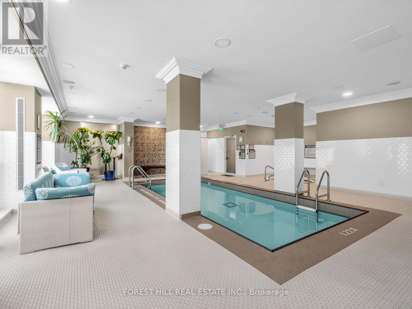 #1204 155 ST CLAIR AVENUE W - 46