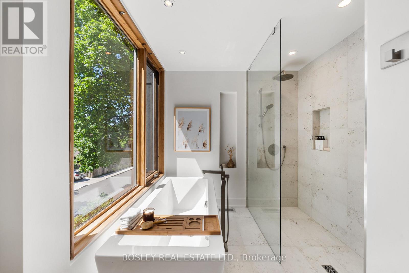 16 DOROTHY STREET - 22