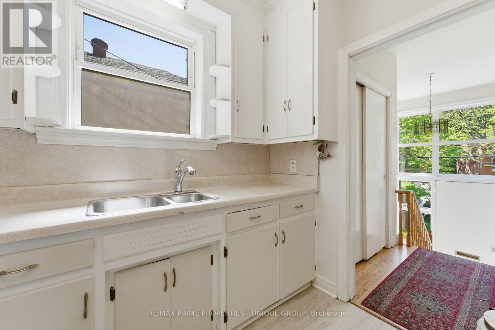 78 GLEN DAVIS CRESCENT - 12