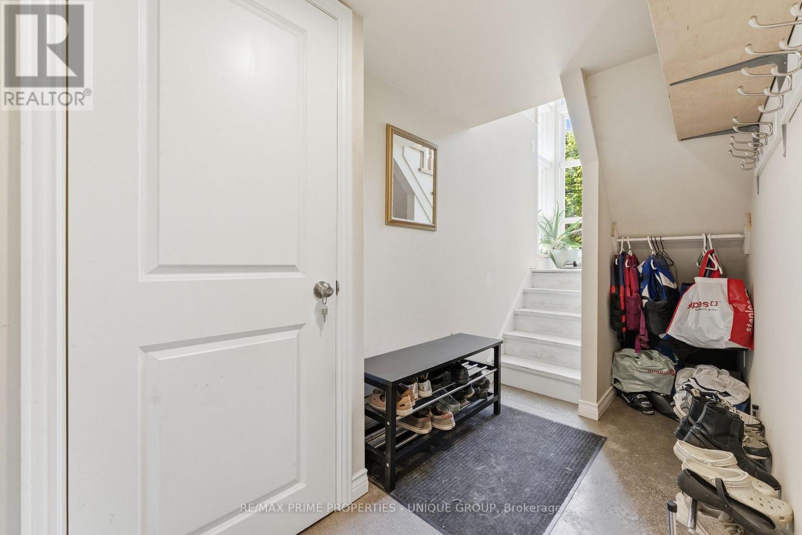 78 GLEN DAVIS CRESCENT - 28