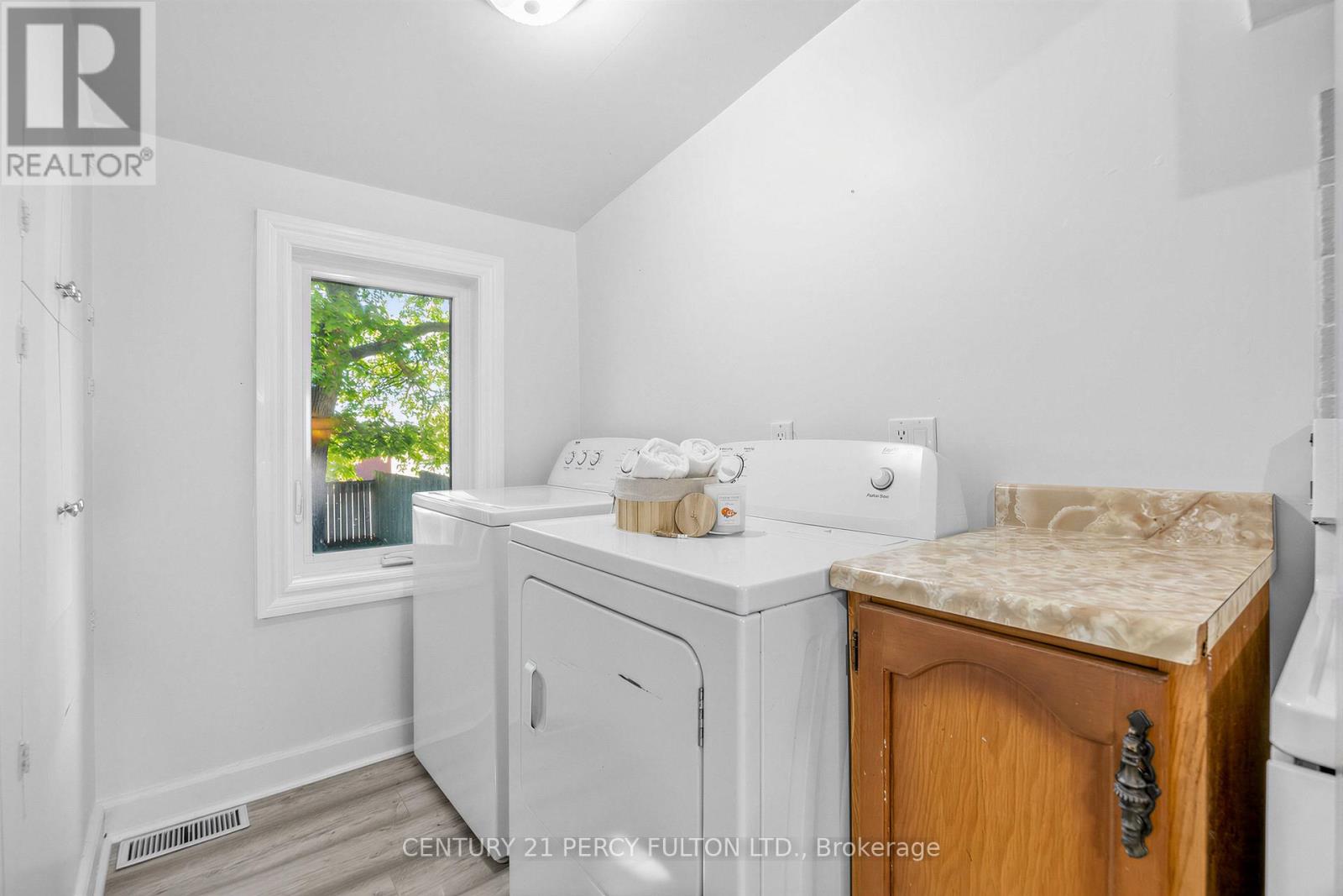 22 WESTMOUNT STREET - 13