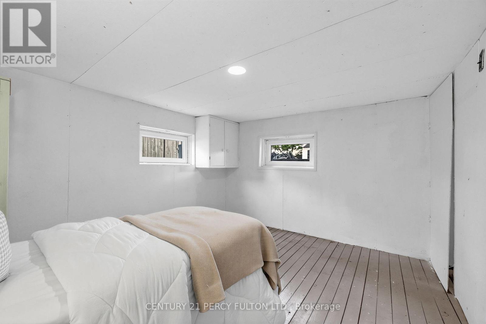 22 WESTMOUNT STREET - 23
