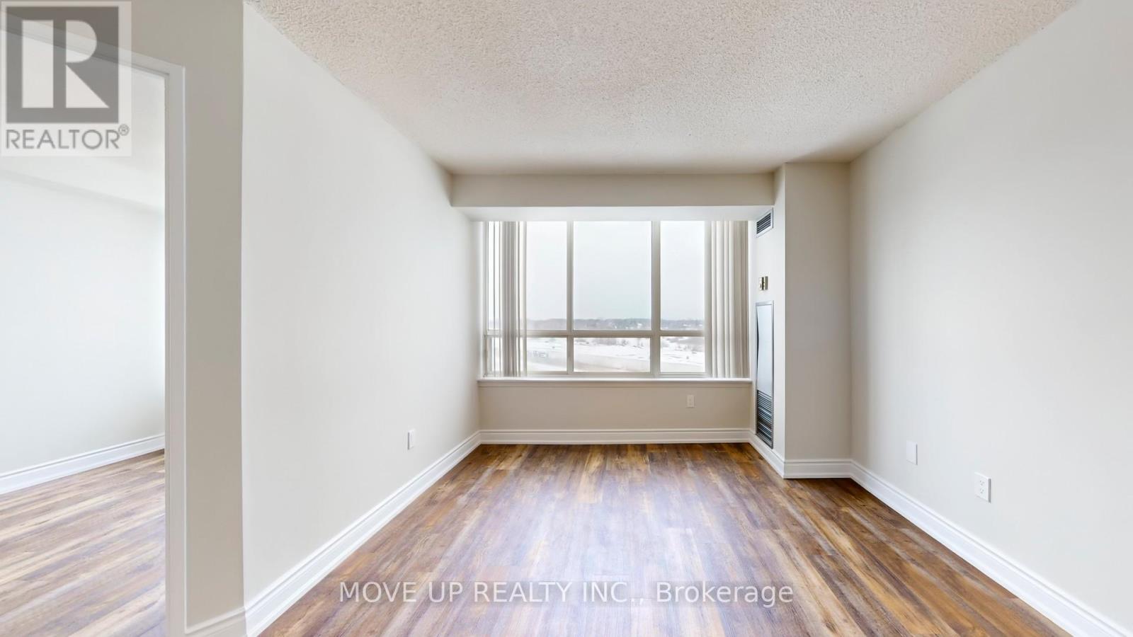 #1511 5 GREYSTONE WALK DRIVE - 17