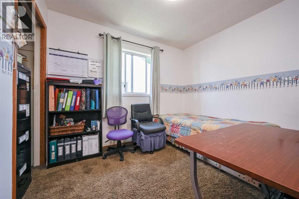 12017 95B Street - 18