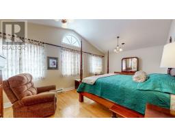 39 Cheyne Drive thumbnail 22