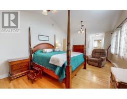 39 Cheyne Drive thumbnail 23
