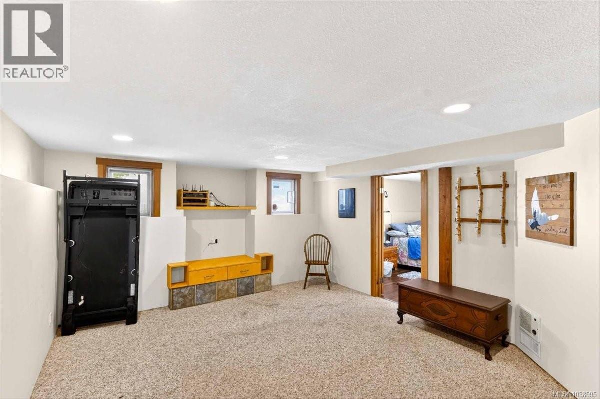 4907 Morton St - 27
