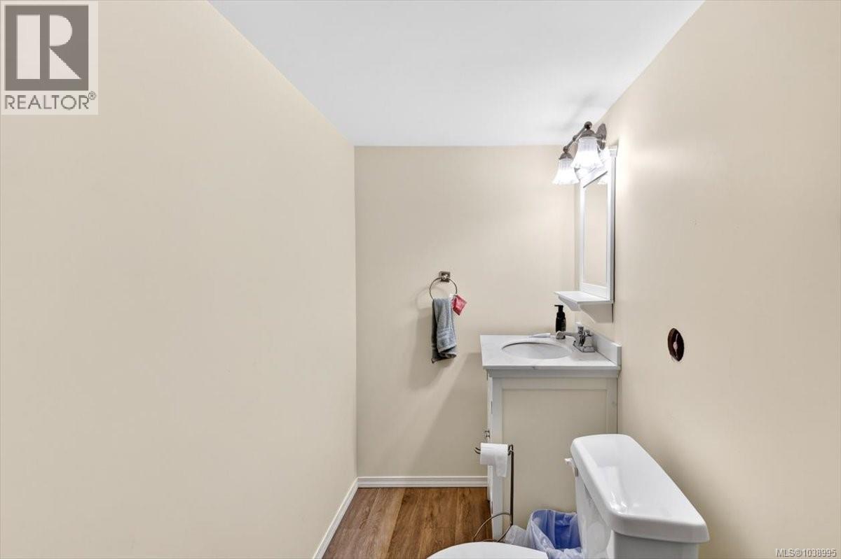 4907 Morton St - 34
