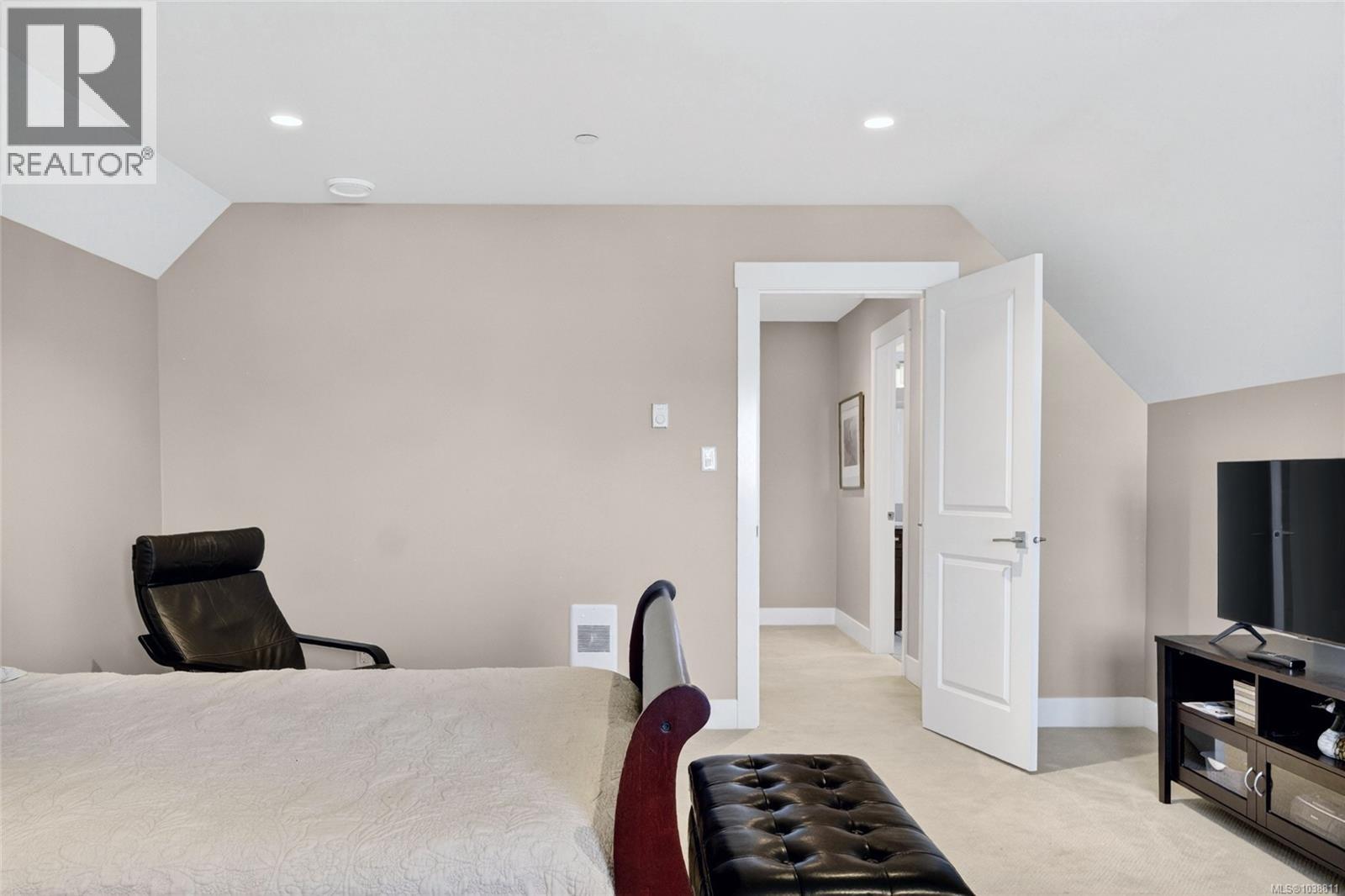 762 West Ridge Way - 35