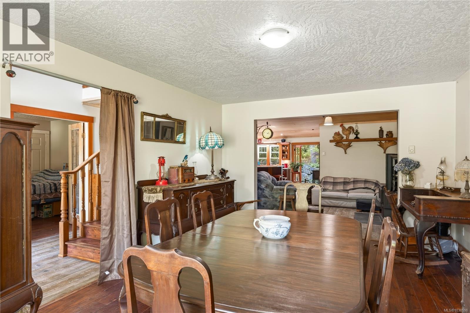 1880 Forest Hill Pl - 27