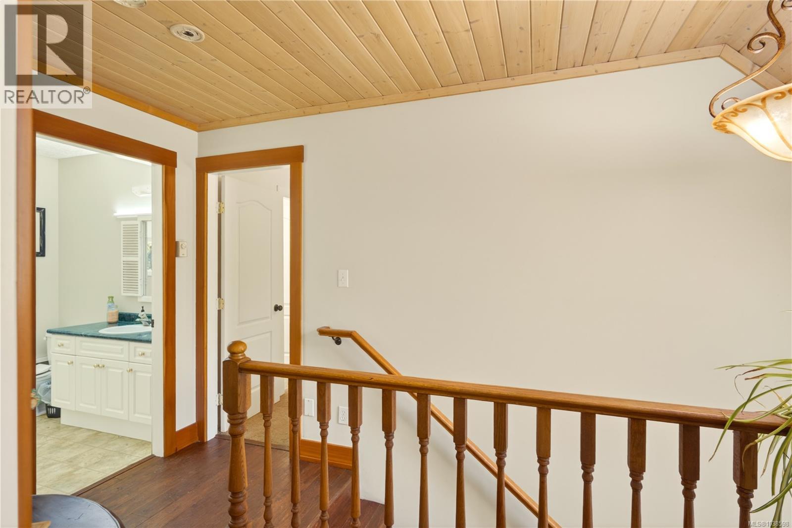 1880 Forest Hill Pl, Nanaimo