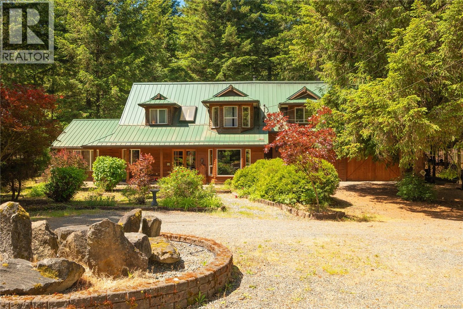1880 Forest Hill Pl, Nanaimo