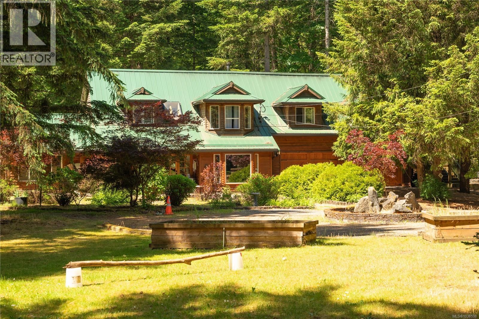 1880 Forest Hill Pl, Nanaimo