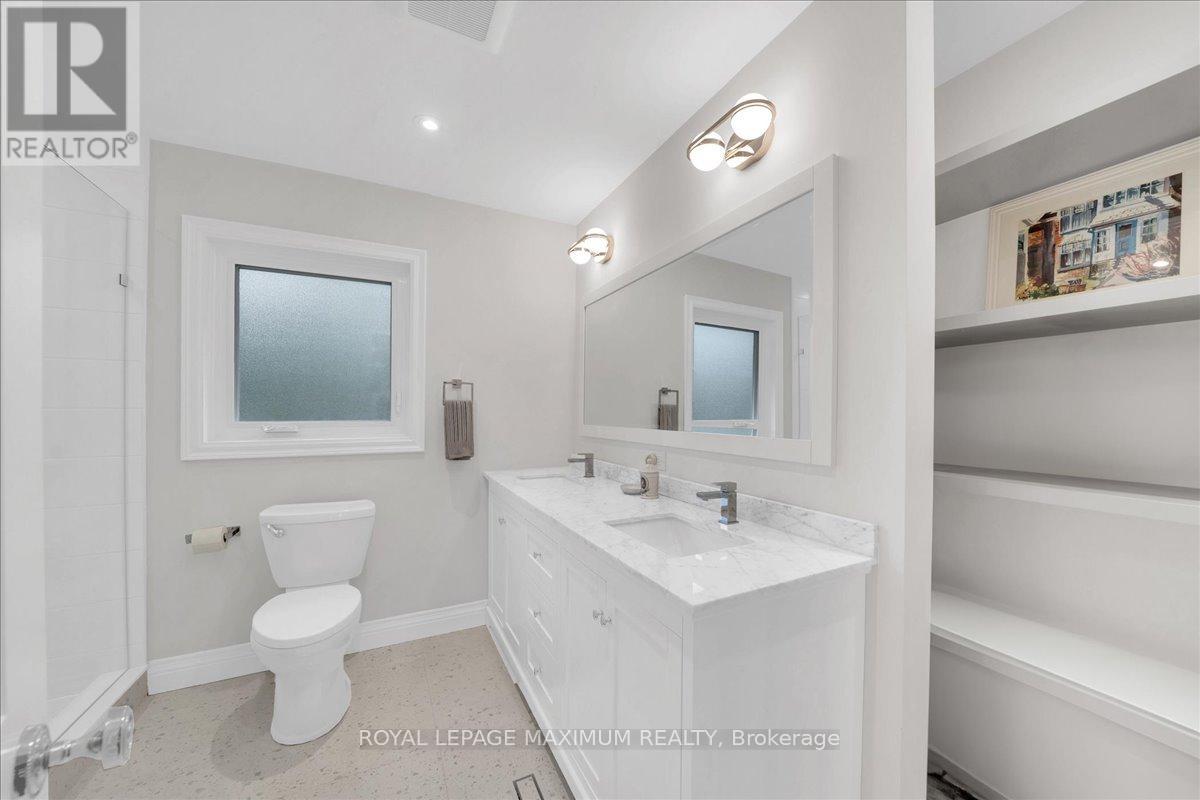 62 MONTGOMERY COURT - 31