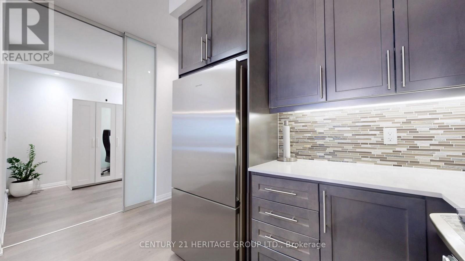 #1106 65 ONEIDA CRESCENT - 23