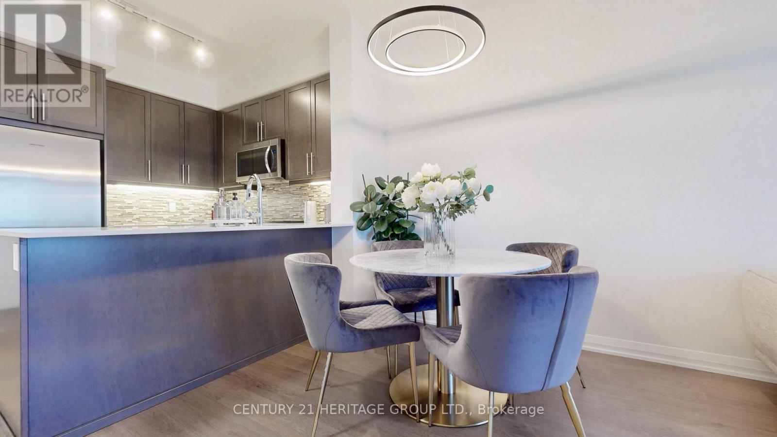 #1106 65 ONEIDA CRESCENT - 25