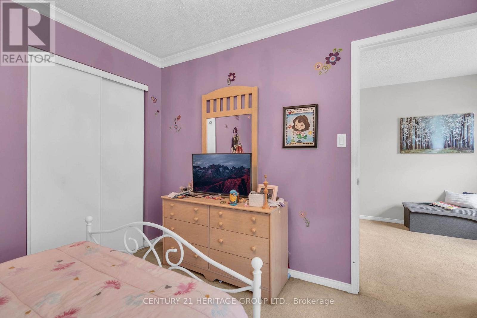 228 BILLINGS CRESCENT - 39
