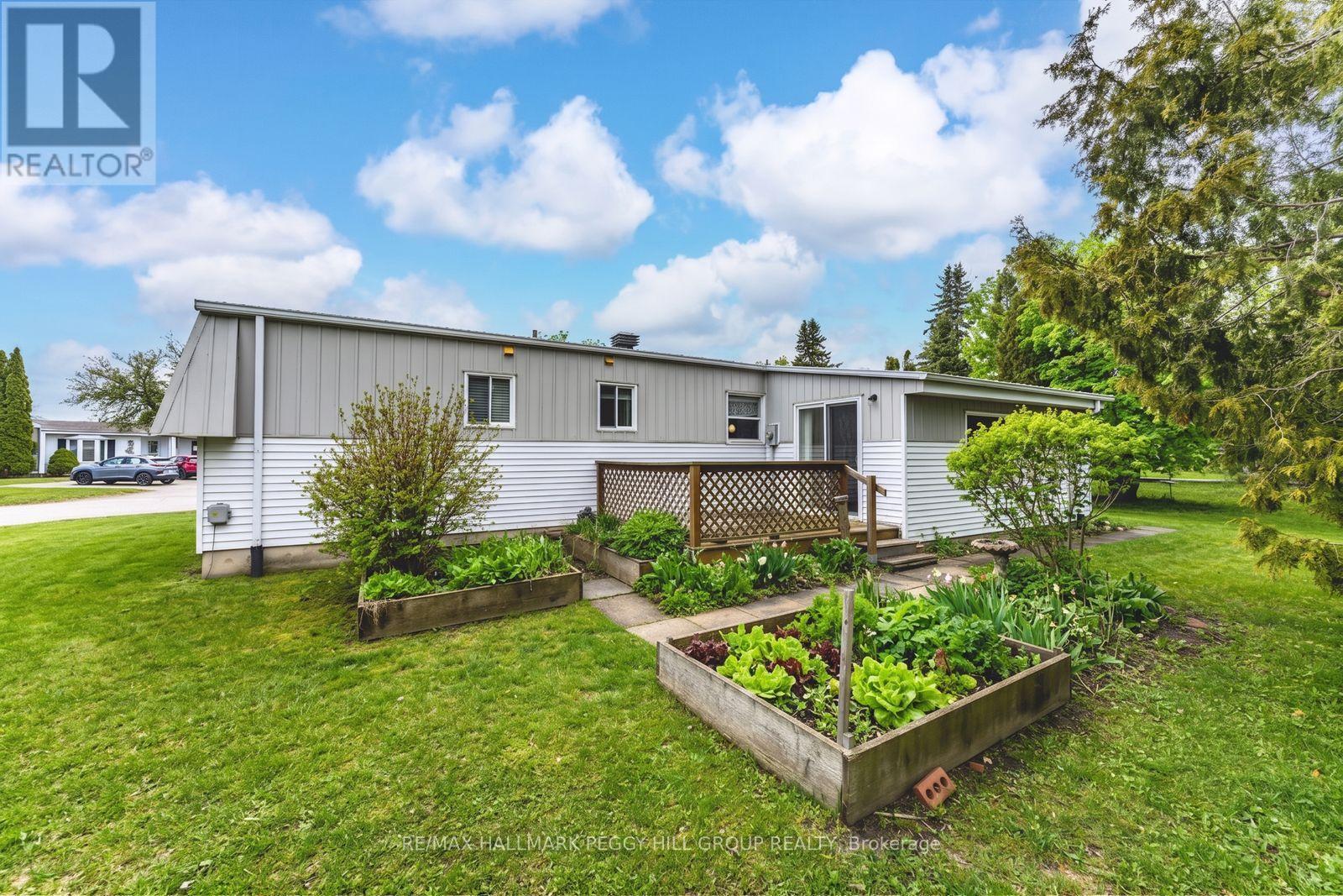 8 CARMANS COVE - 12