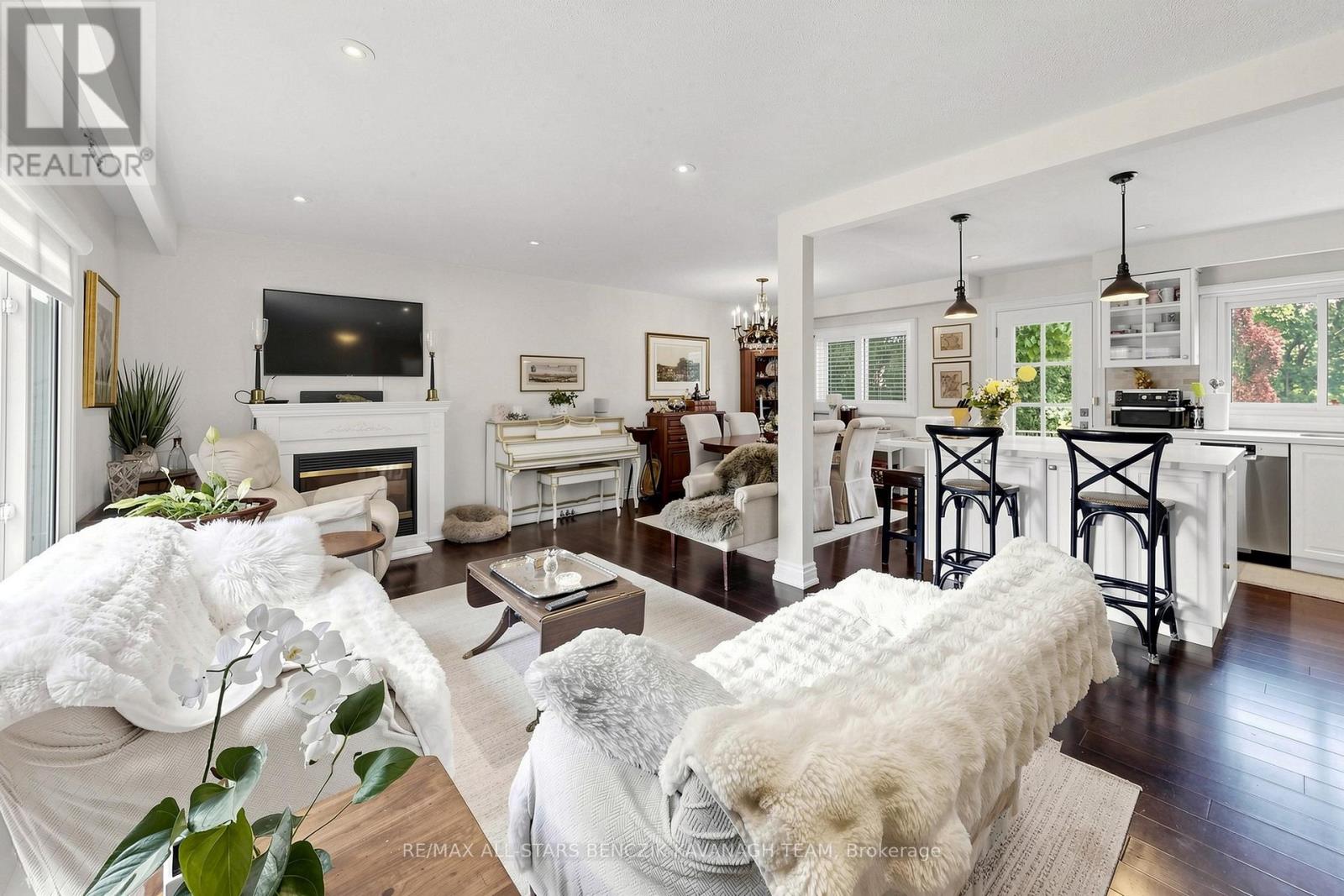 65 WOOTTEN WAY N - 3