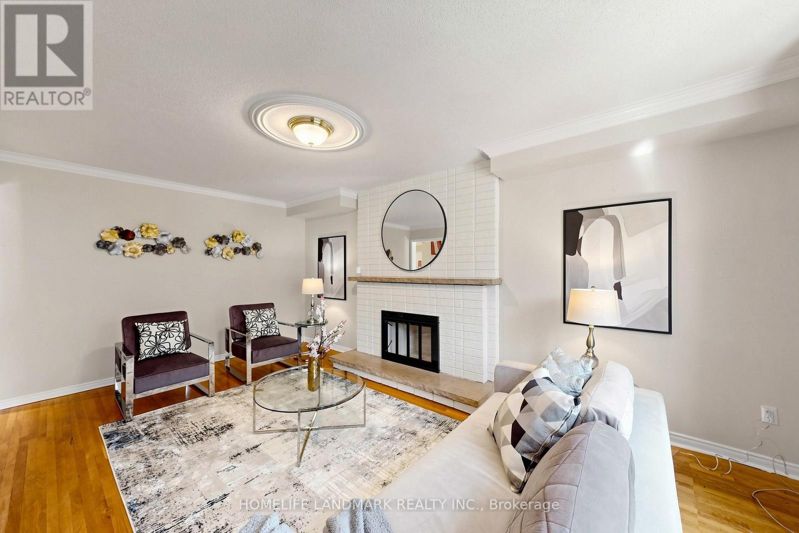 33 DUNDEE CRESCENT - 17