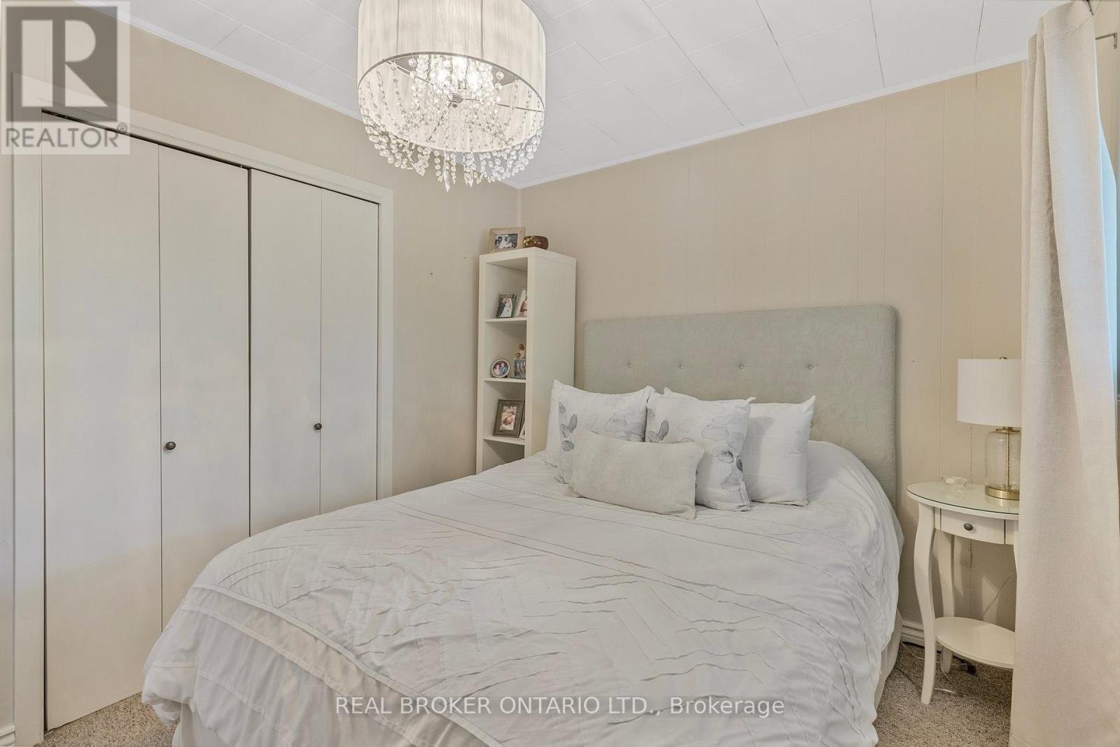 23 OWEN ROAD - 17