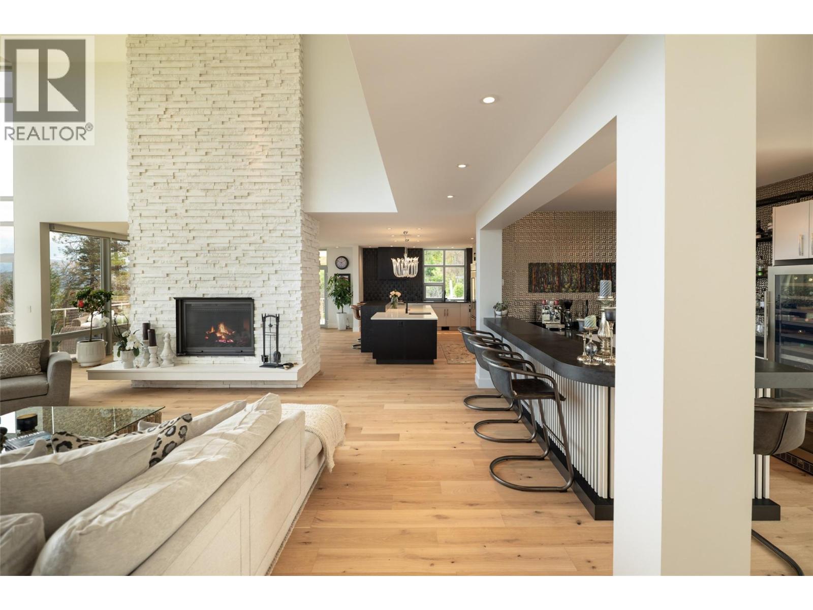 1750 Westside Road Unit# 5, Kelowna