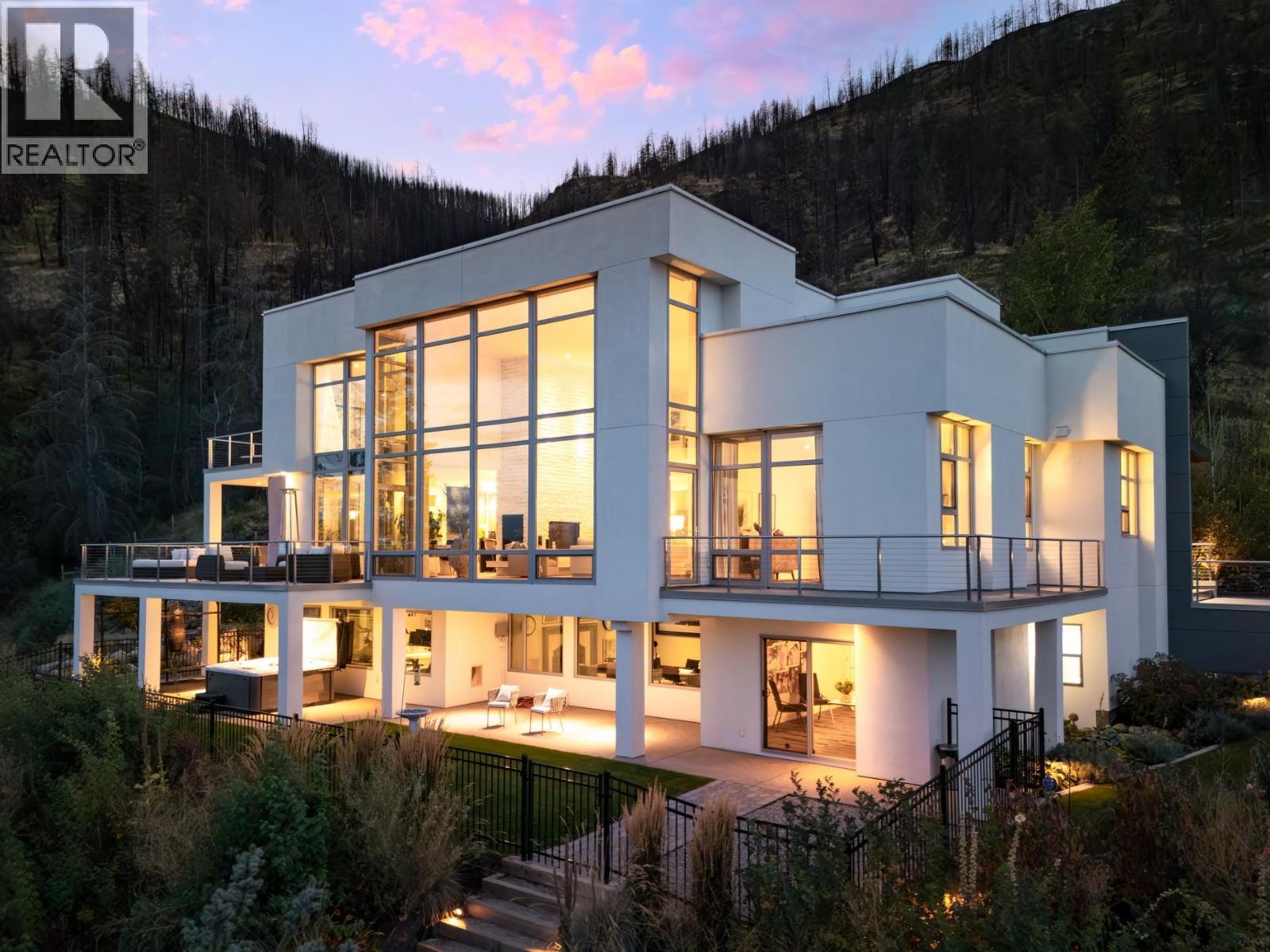 1750 Westside Road Unit# 5, Kelowna