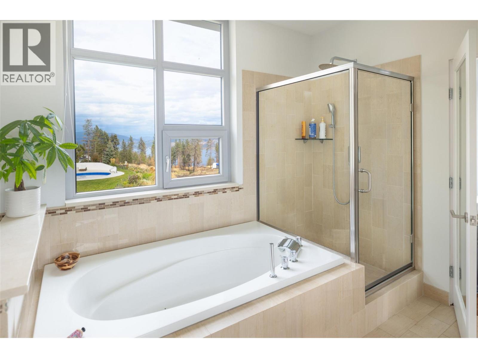 1750 Westside Road Unit# 5, Kelowna