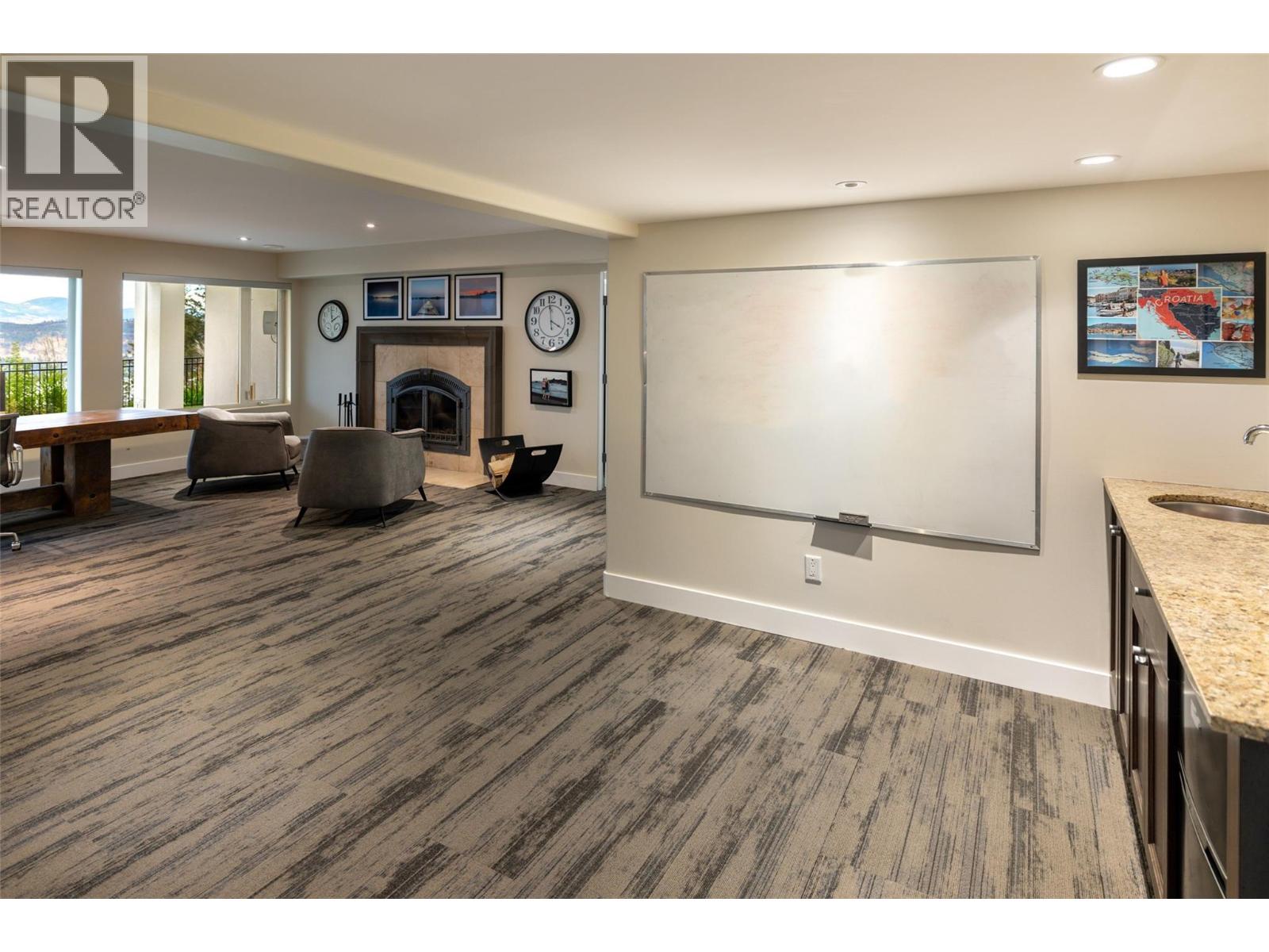 1750 Westside Road Unit# 5, Kelowna