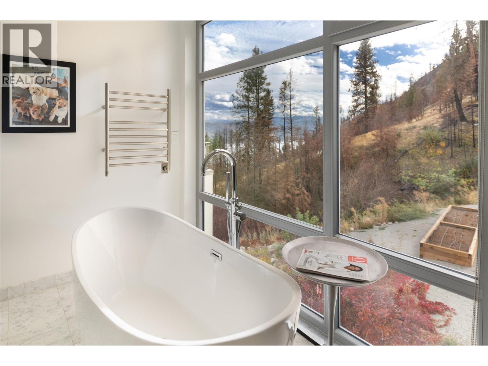 1750 Westside Road Unit# 5, Kelowna
