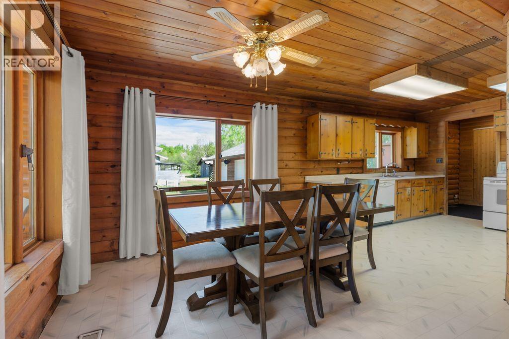 820 N BLACKBURN ROAD - 14