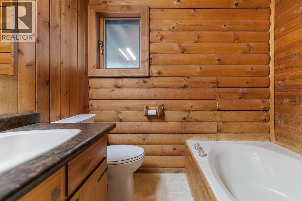 820 N BLACKBURN ROAD - 17