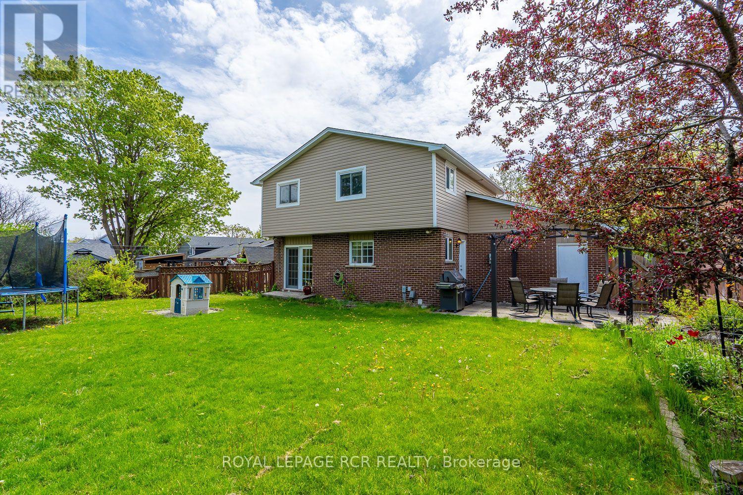 3 BRIGHTON PLACE - 25