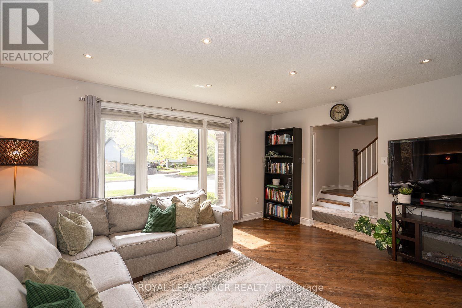 3 BRIGHTON PLACE - 7