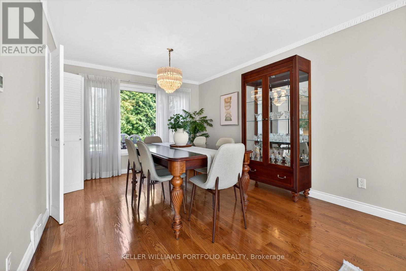 111 PRENNAN AVENUE - 10