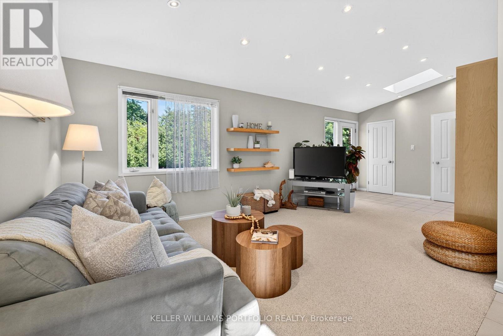 111 PRENNAN AVENUE - 20