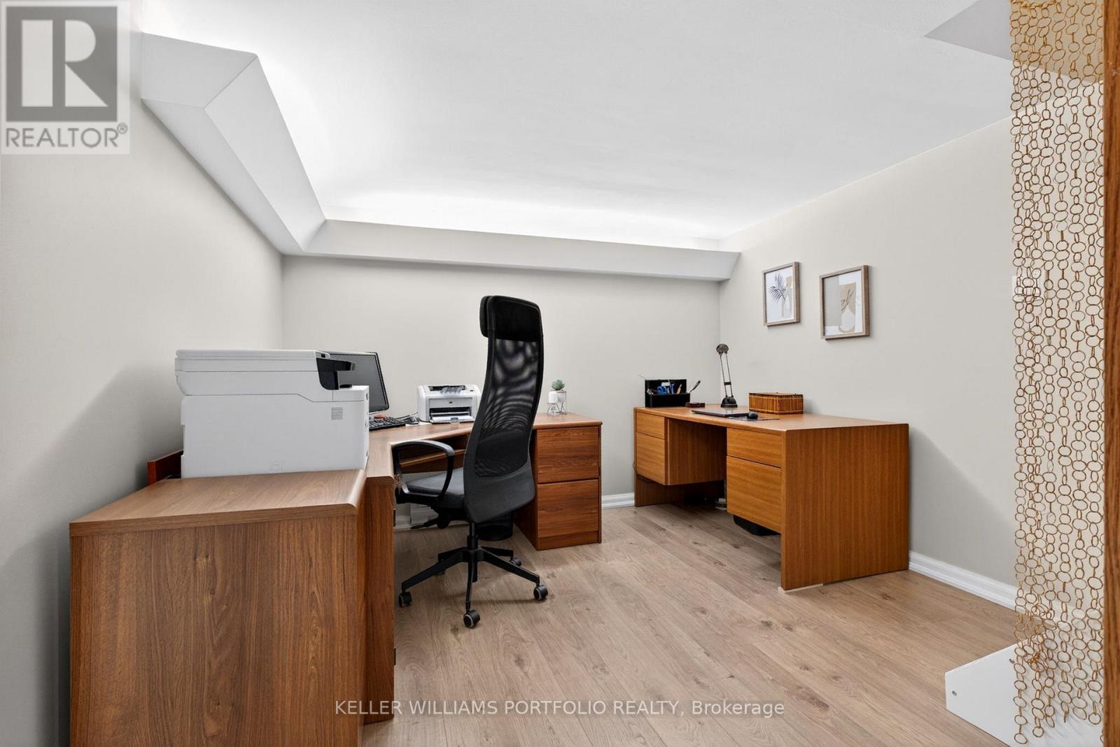 111 PRENNAN AVENUE - 33