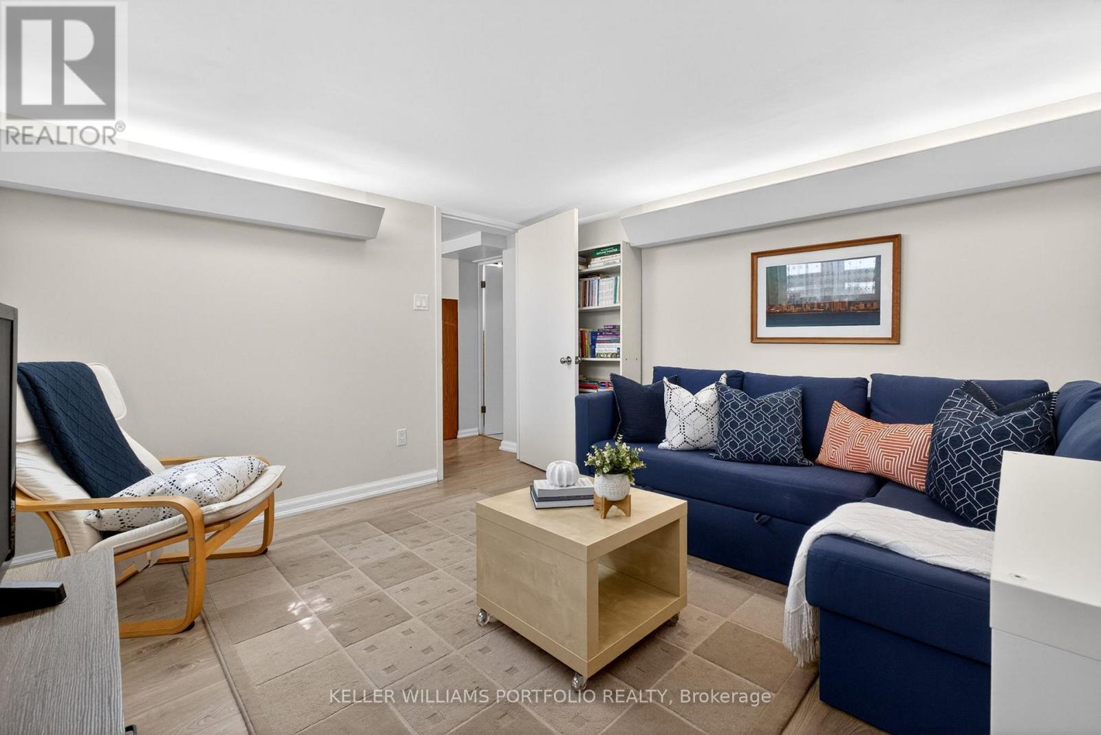 111 PRENNAN AVENUE - 36