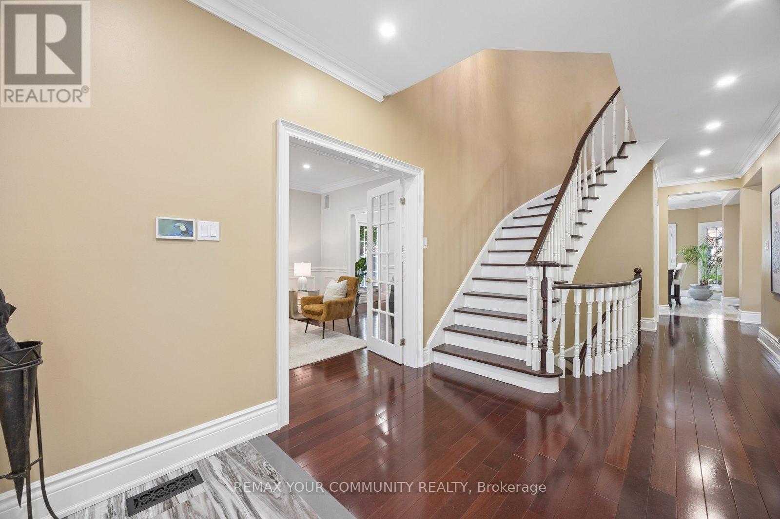 2 RIGGS COURT - 6