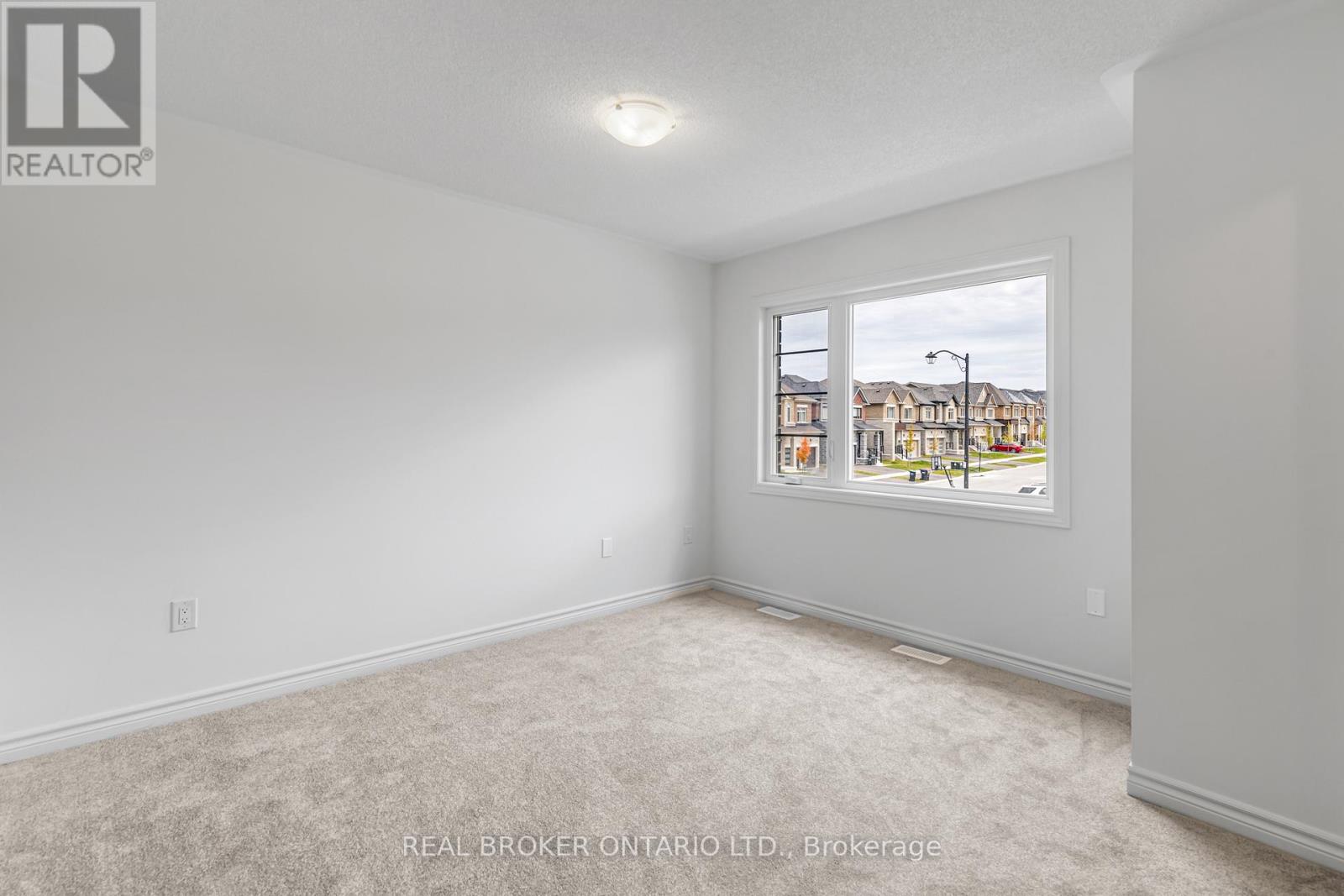 8 DAISY STREET - 21