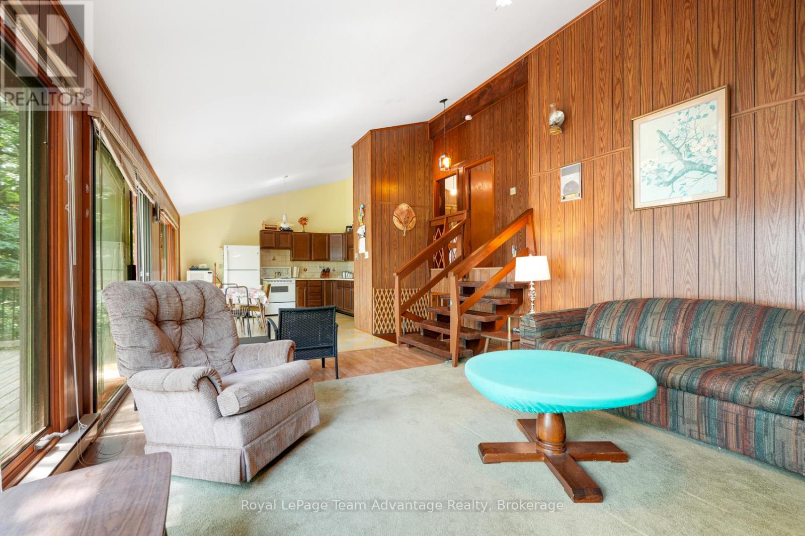 32 CHRISTIE COURT - 13