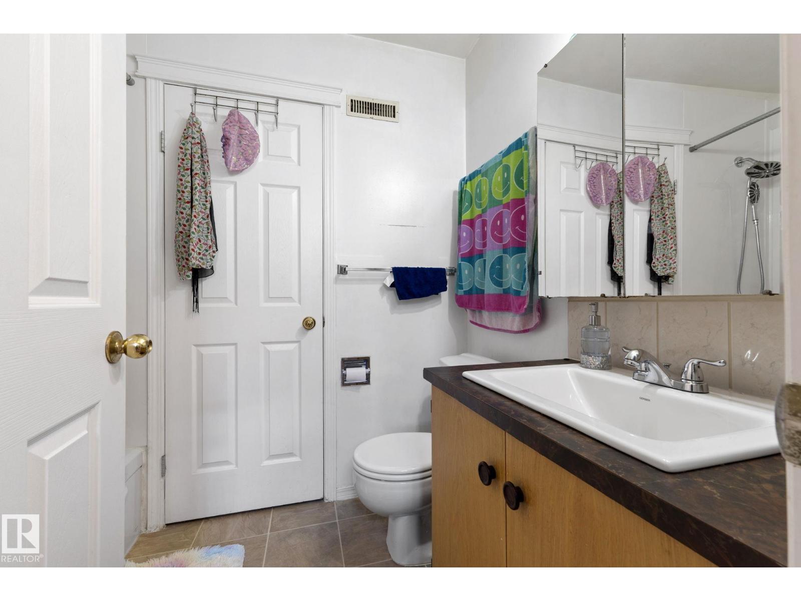 12210 92 ST NW - 59