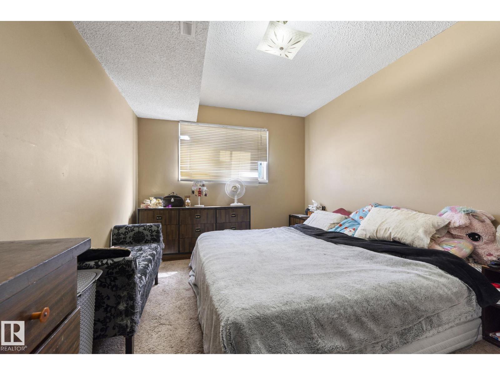 12210 92 ST NW - 57