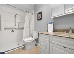 309 1444 Martin Street, White Rock, BC V4B3W7 Photo 15
