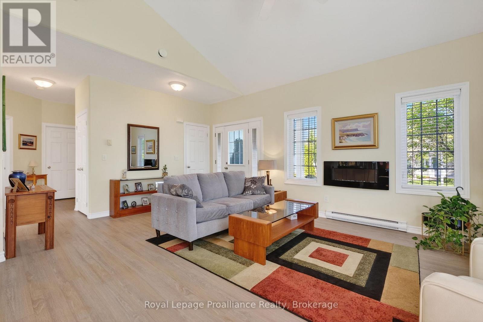 #402 325 DENSMORE ROAD - 10