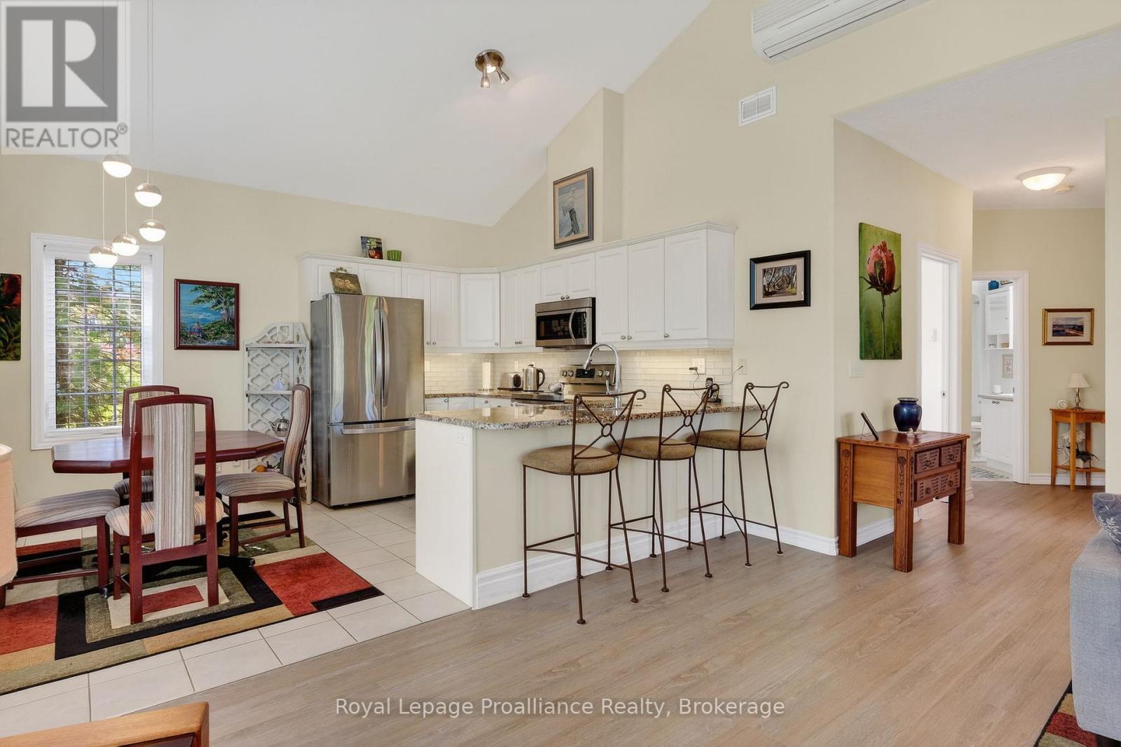 #402 325 DENSMORE ROAD - 12