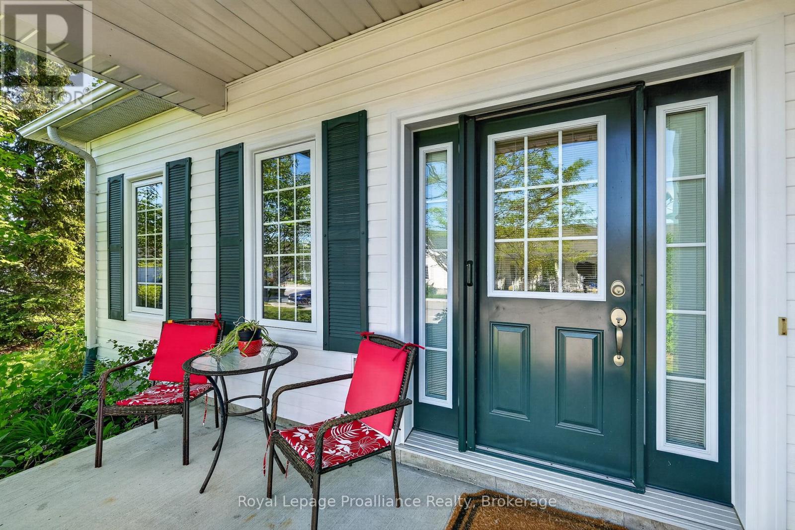 #402 325 DENSMORE ROAD - 4