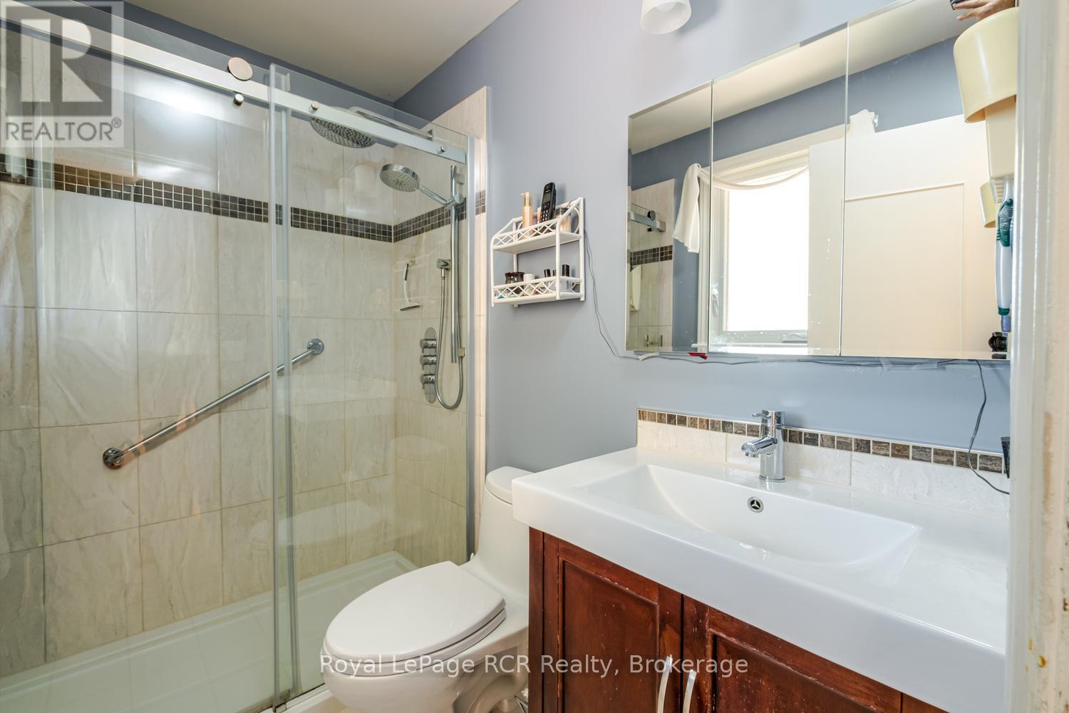 405 BALMY BEACH ROAD - 23