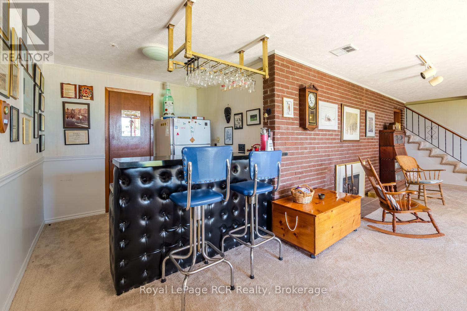 405 BALMY BEACH ROAD - 28